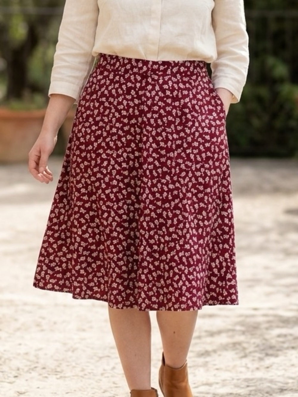 Gilli Burgundy Ditsy Floral  A-Line Skirt Size XL